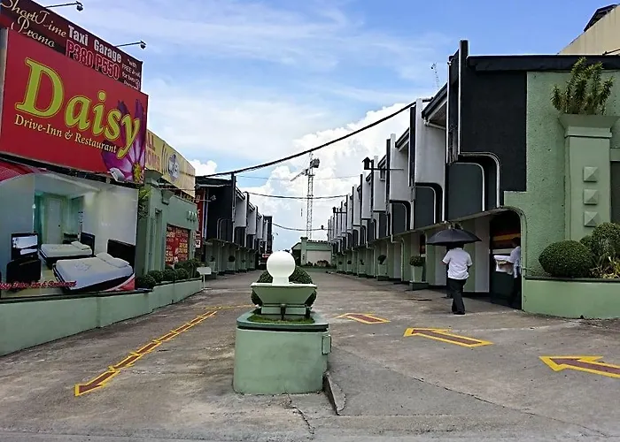 Daisy Drive Hotel Manila