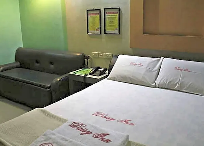 Hotel Daisy Drive Manila
