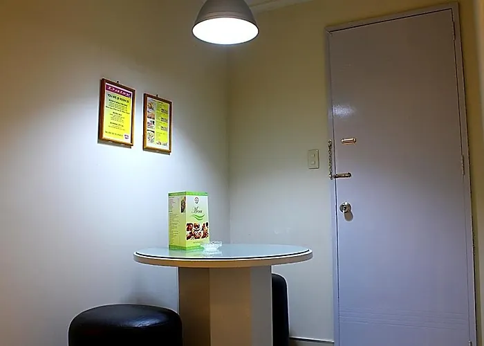 Daisy Drive Hotel Manila