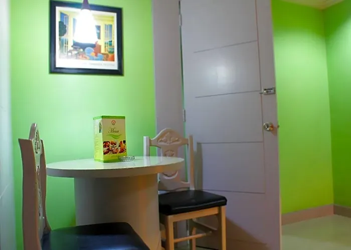 Daisy Drive Hotel 2*